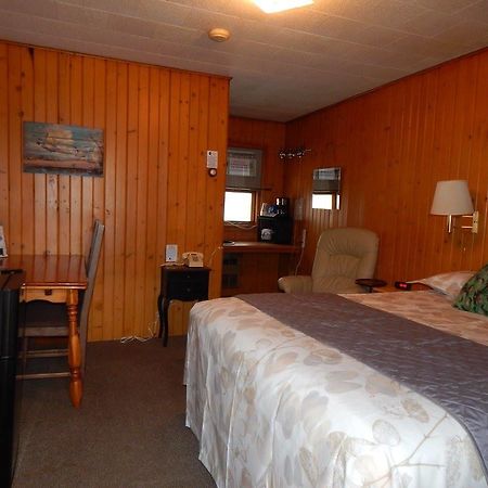 Brookside Motel Wadena Экстерьер фото