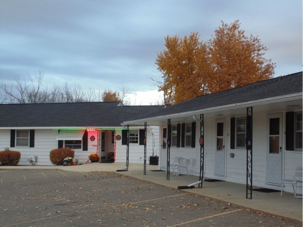 Brookside Motel Wadena Экстерьер фото