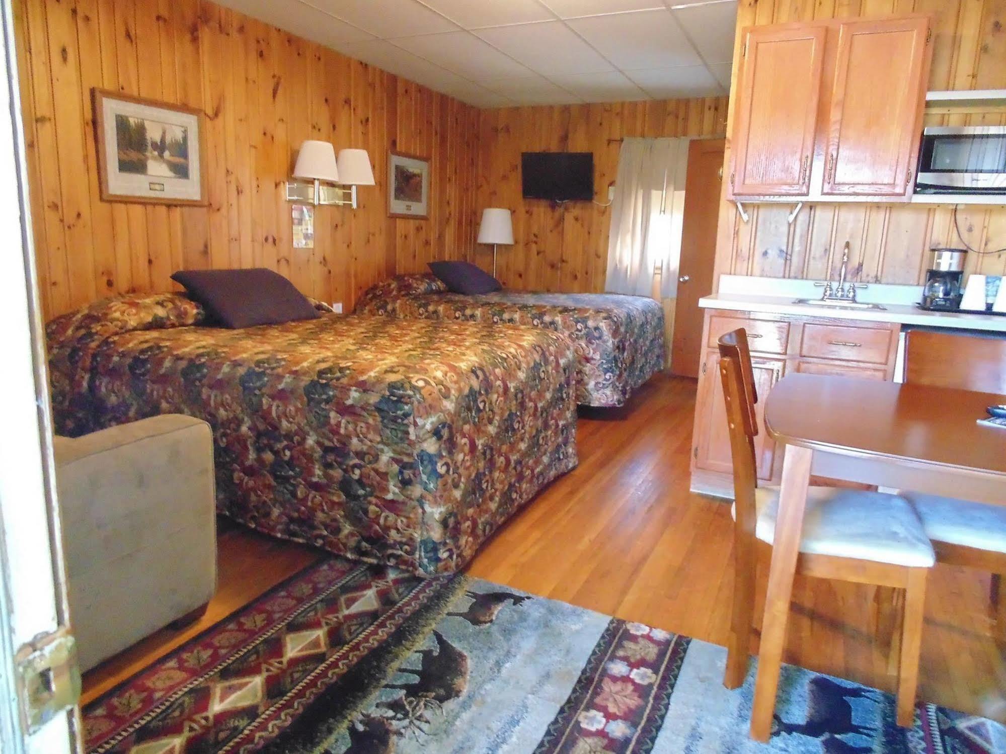 Brookside Motel Wadena Экстерьер фото